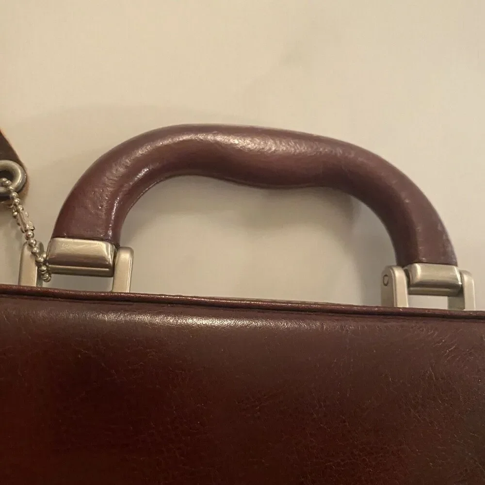 Vintage Briefcase Brown Leather Lock & Zippered Compartment 15.5